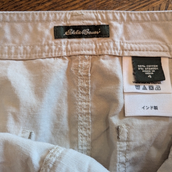 Eddie Bauer Women's Skirt, Tan, Size 2, Sits Knee, Cargo Style - Picture 5 of 5